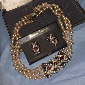 Multi-Row Cream Pearl Necklace with Jeweled Knot Clasp